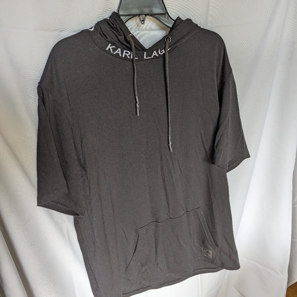 Men's short sleeve hoodie